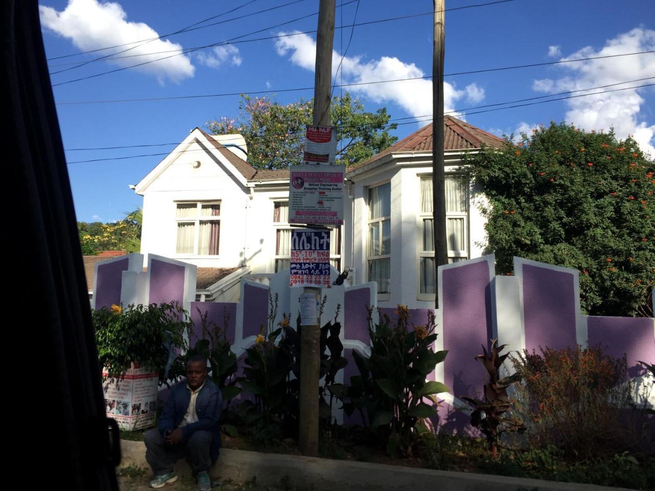 Hotel Lammergeyer Gondar Exterior foto